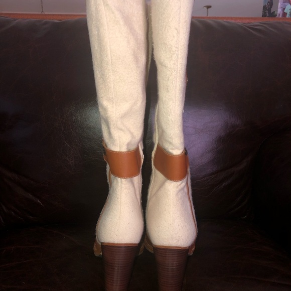 Timberland Boots - Picture 3 of 4